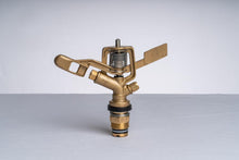 Load image into Gallery viewer, DripRack Brass Sprinkler Nozzle 3/4&quot; full circle TS3 30 Deg Trajectory
